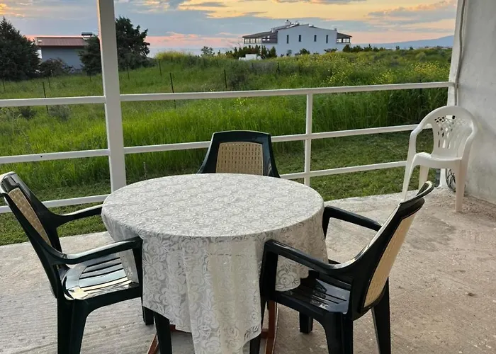 Tatil Evi House With View Of Olympus Nea Poteidaia